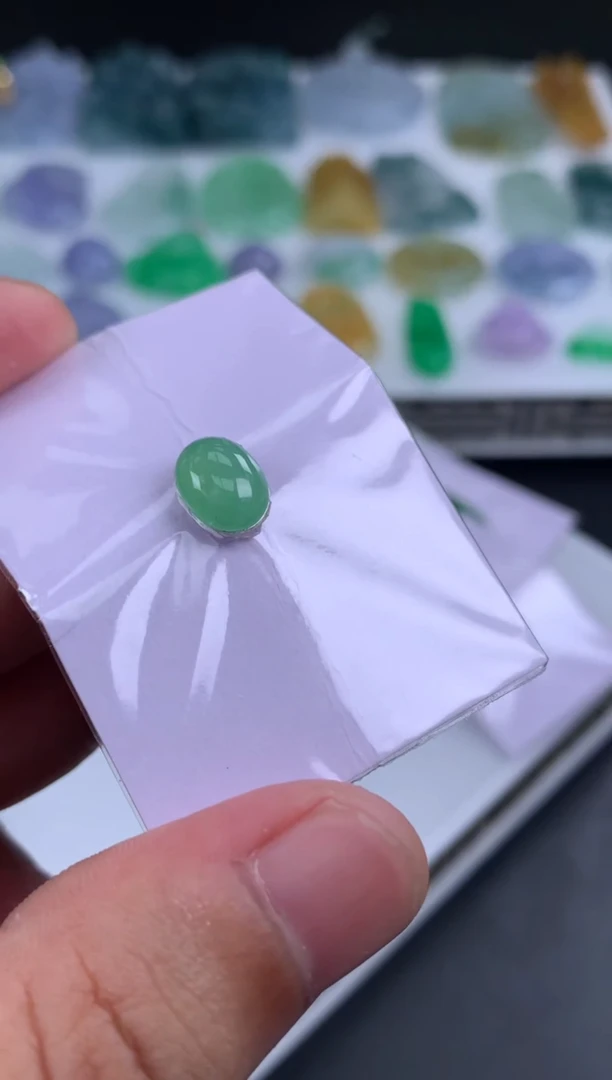 【闪购商品】定制翡翠未镶嵌翡翠