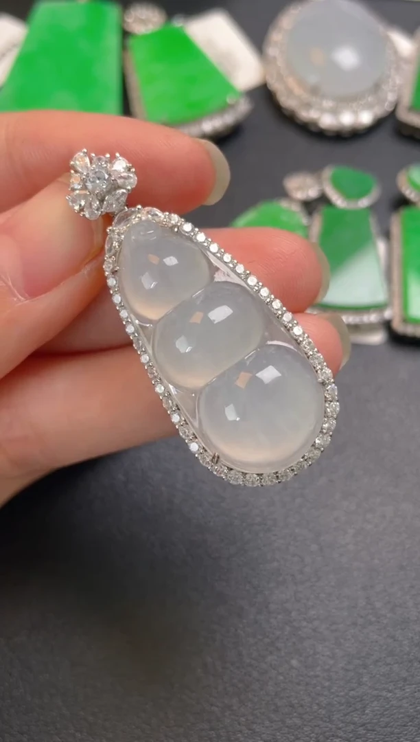 吊坠(不含链)银S925镶嵌翡翠吊坠