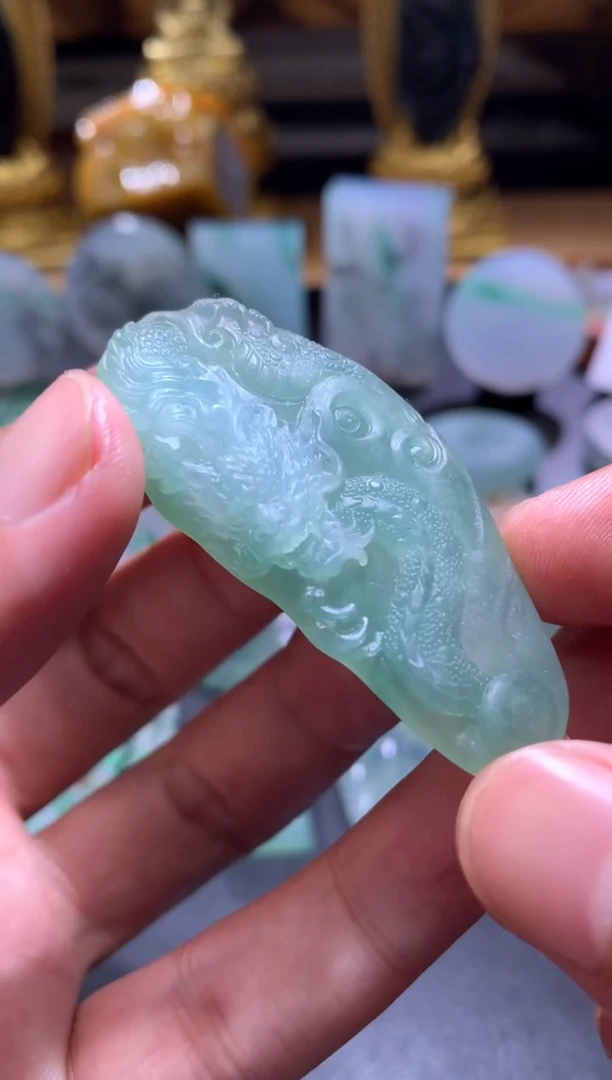 【闪购商品】定制翡翠未镶嵌龙牌