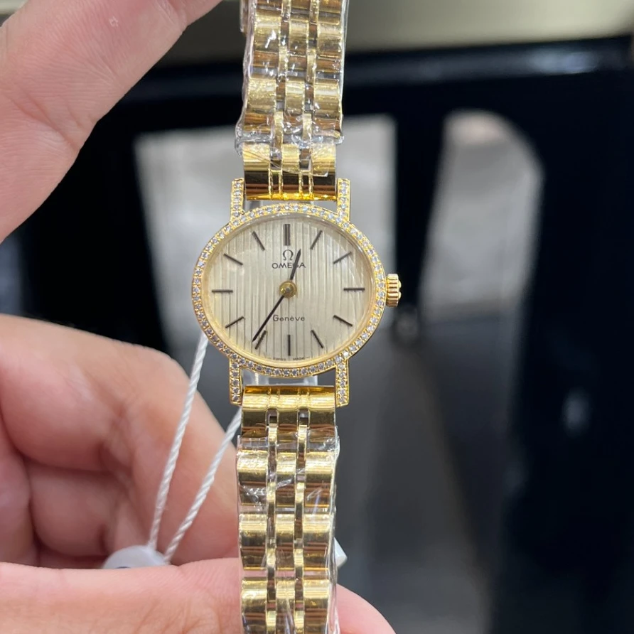 95新 Omega/欧米茄 手动机械后钻22.5*20.5mm/公价32999/w11182
