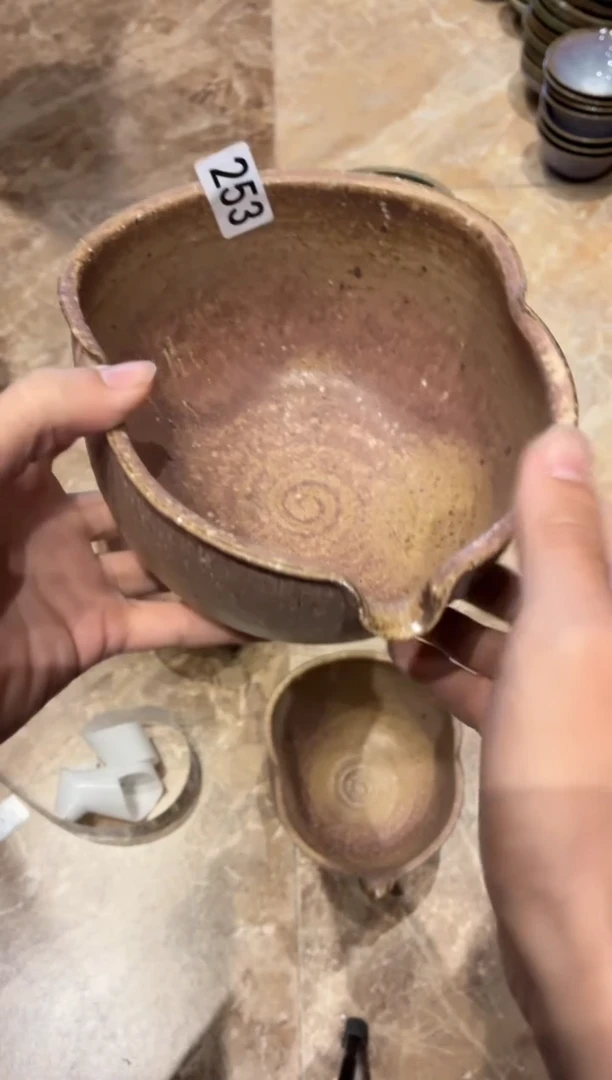 瓷片知*253藕粉葫芦碗1个