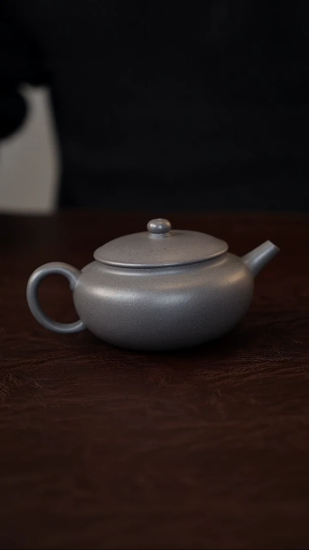 茶壶紫砂扁腹青灰泥