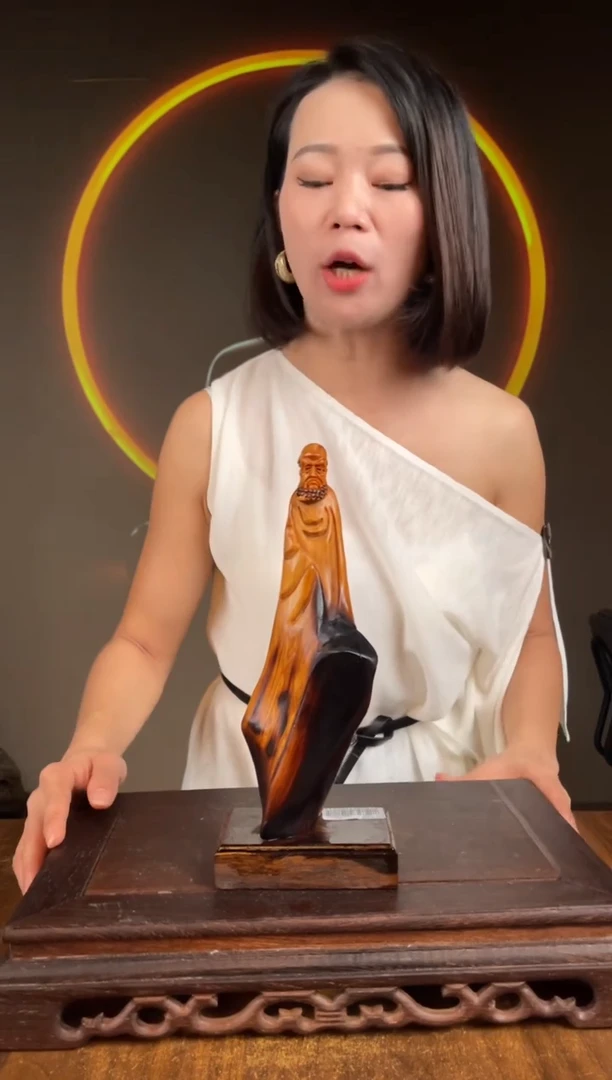 柏木（崖柏）手工摆件,先抢先得! 编号:116