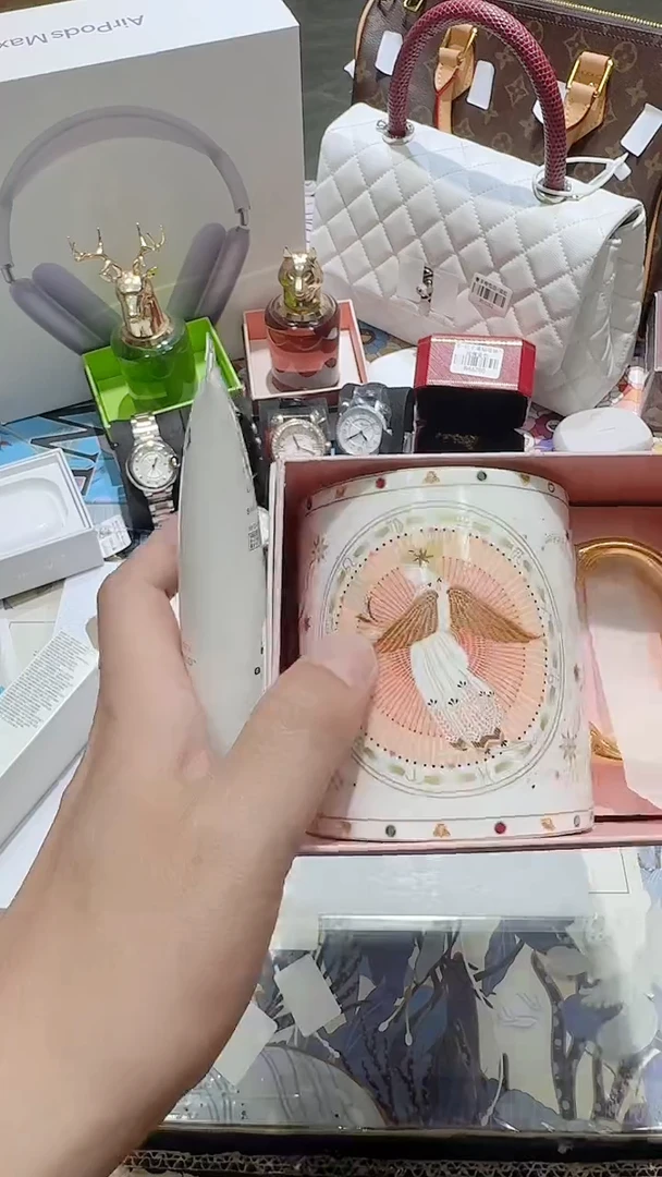 瓷片小白管生活的本意就是开心@@1