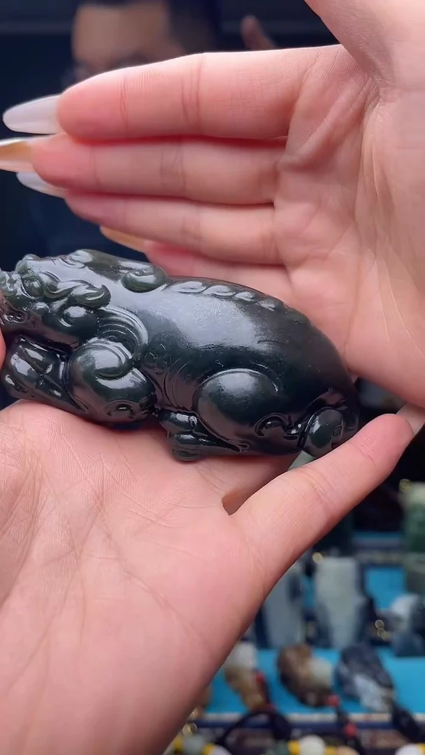 未镶嵌和田玉挂件1