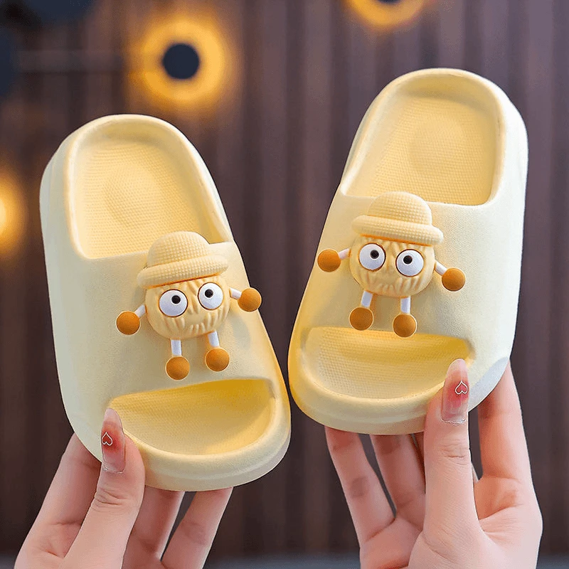 儿童鞋EVA拖鞋踩屎感男童女童夏季 卡通可爱软底厚底小孩外穿凉拖