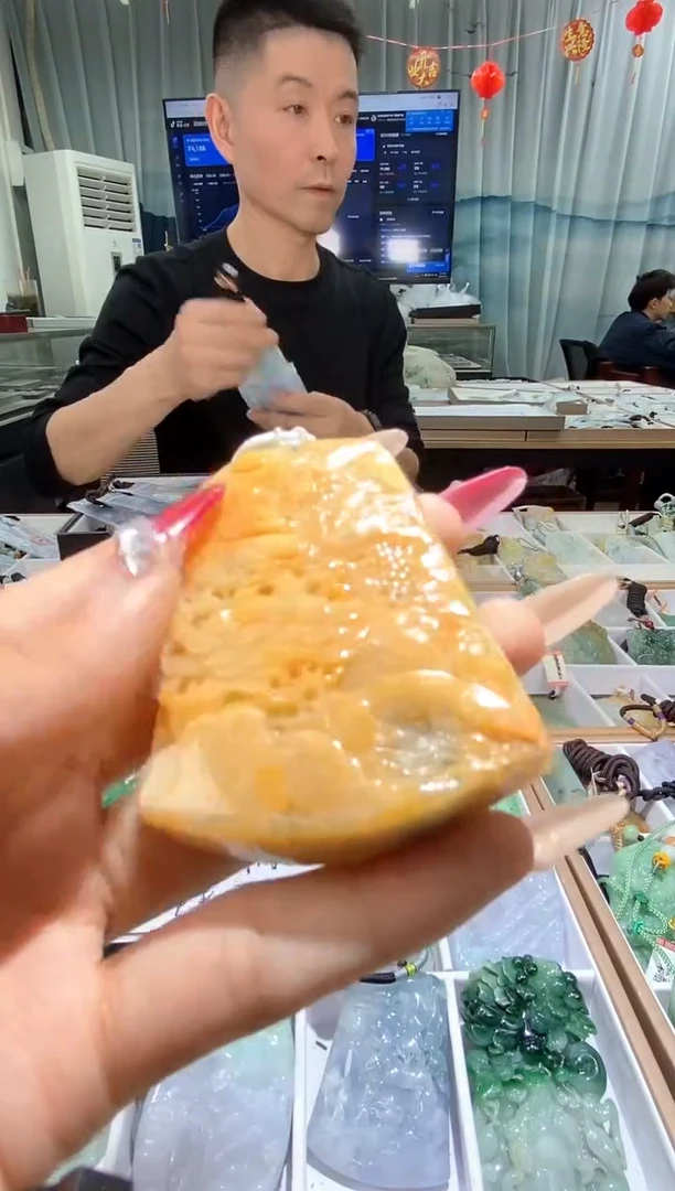 【闪购商品】翡翠颈饰未镶嵌天然缅甸翡翠A货未镶嵌