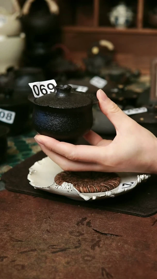 紫砂全手工黑色系列-110毫升盖碗