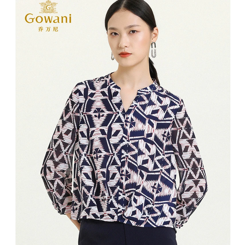 乔万尼商场新款衬衫女V领抽象涂鸦图案设计感宽松显瘦通勤风上衣