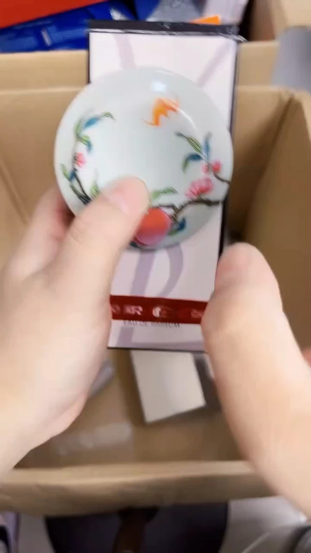 瓷片自由之水