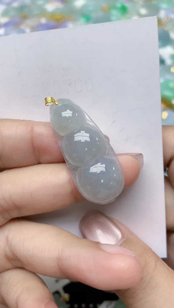翡翠18K金镶嵌颈饰天然缅甸A货翡翠