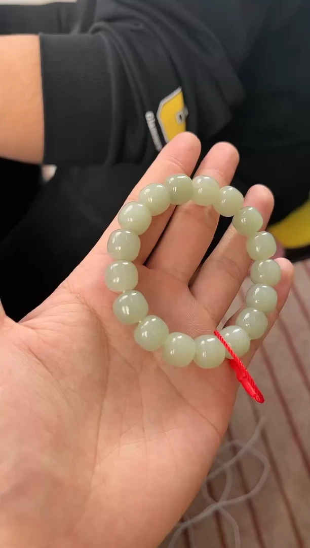 【闪购商品】和田玉手串未镶嵌且末青白老型珠手串卡12微色差