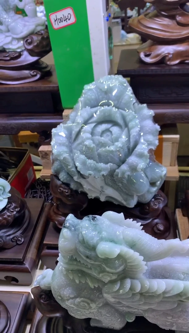 未镶嵌挂件翡翠猫*翡翠摆件