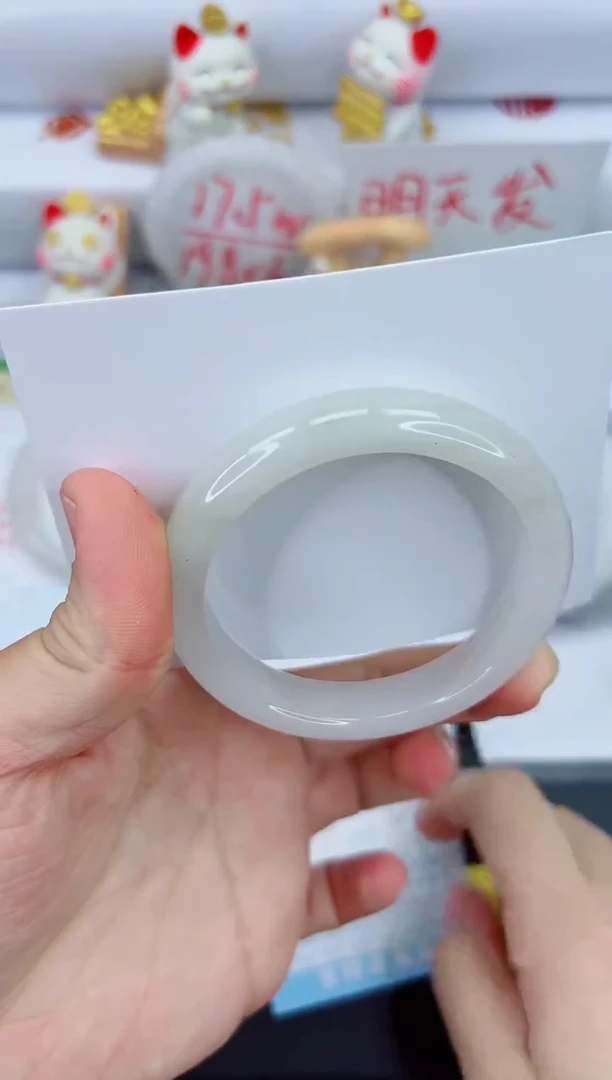 【闪购商品】石英质玉手镯未镶嵌3593-55.2