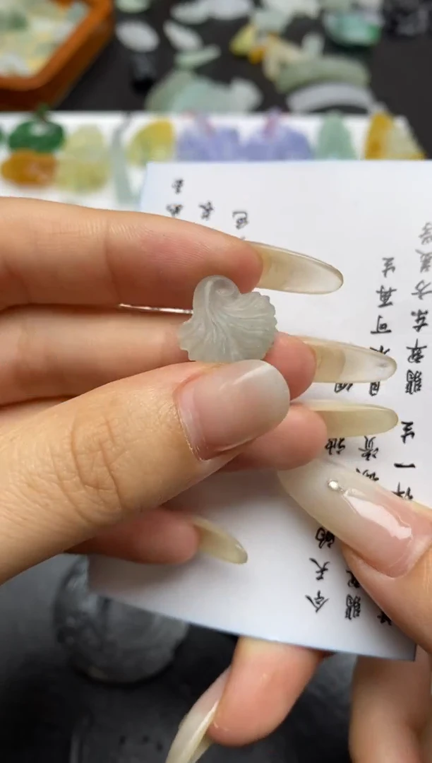 定制翡翠未镶嵌翡翠毛货~