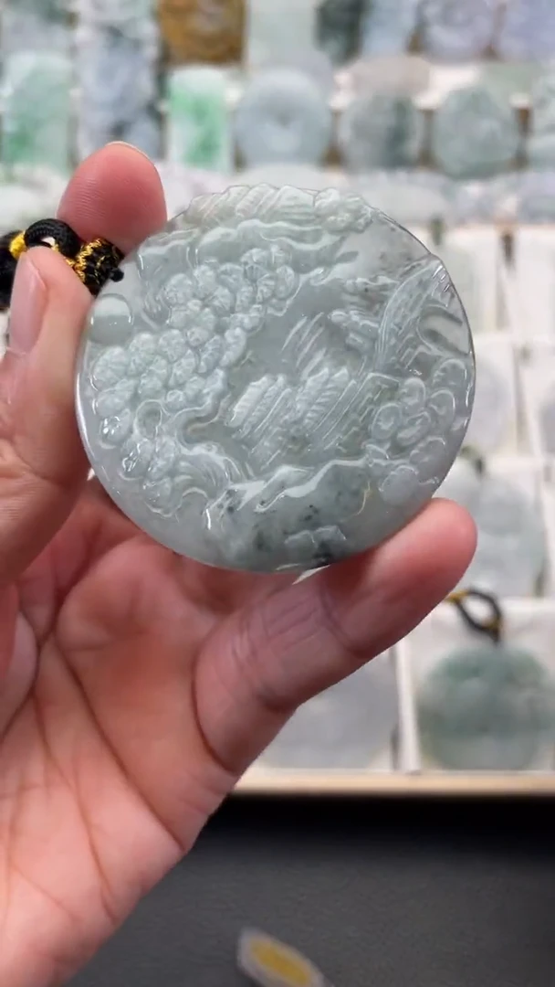 颈饰未镶嵌翡翠天然缅甸翡翠A货61