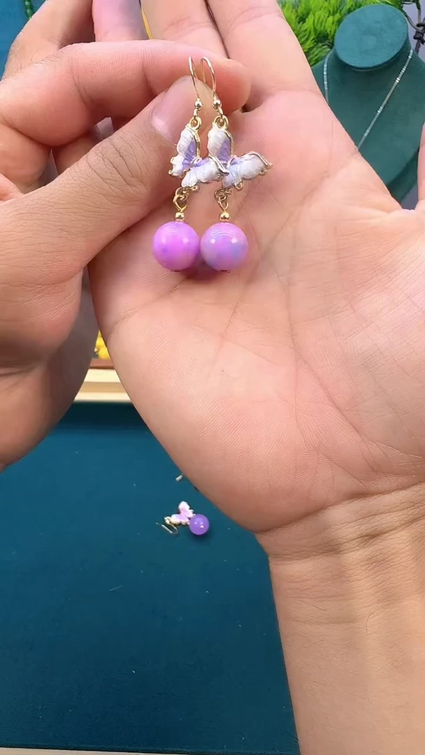 苏纪石（舒俱来）14K金镶嵌耳钉EEE