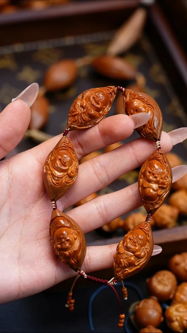 【闪购商品】橄榄核吊坠苏工橄榄核