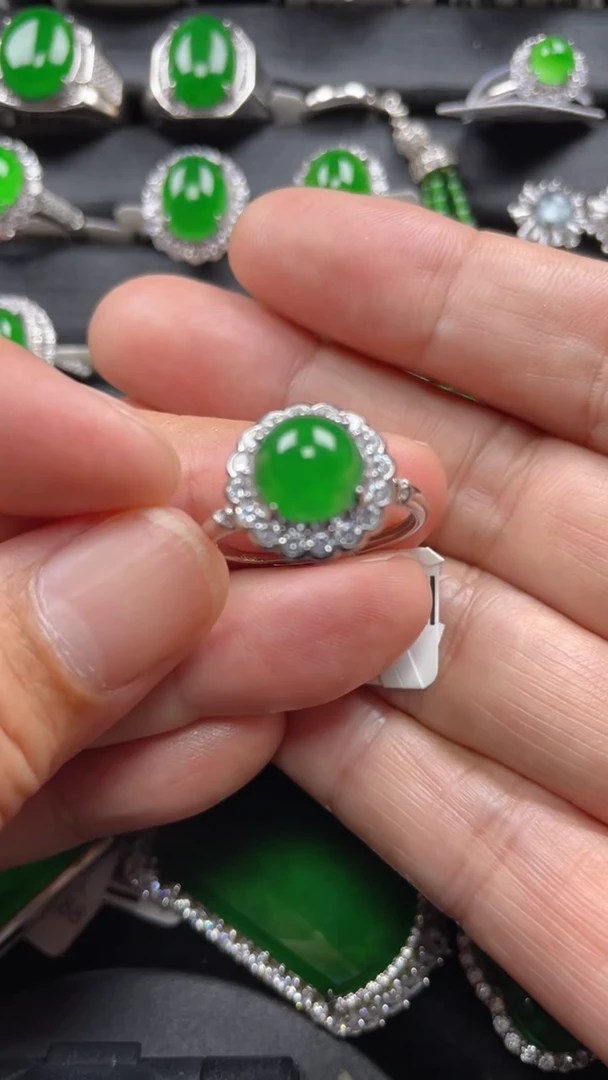 【闪购商品】翡翠戒指银S925镶嵌翡翠