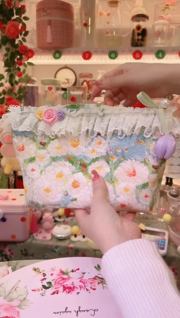 蕾丝油画化妆包——手工制作品质好！