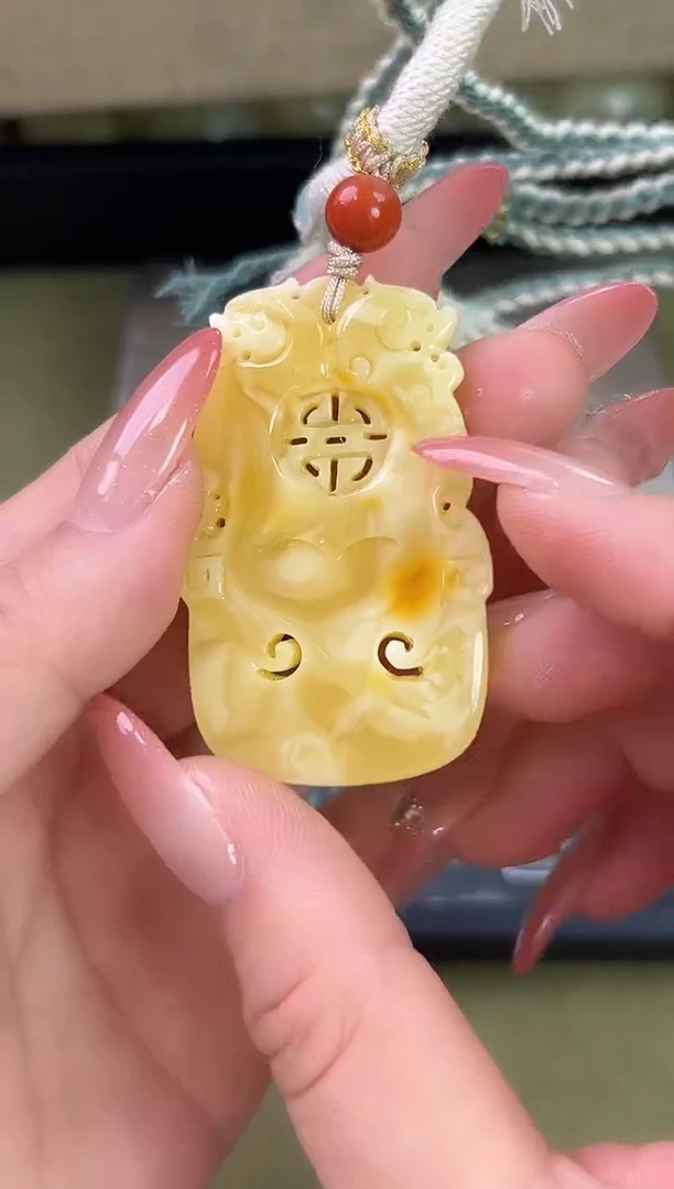 裸石琥珀未镶嵌琥珀蜜蜡吊坠
