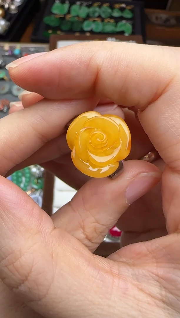 非金属无含**.黄花戒指