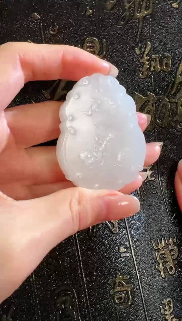 【闪购商品】和田玉把件未镶嵌和田玉