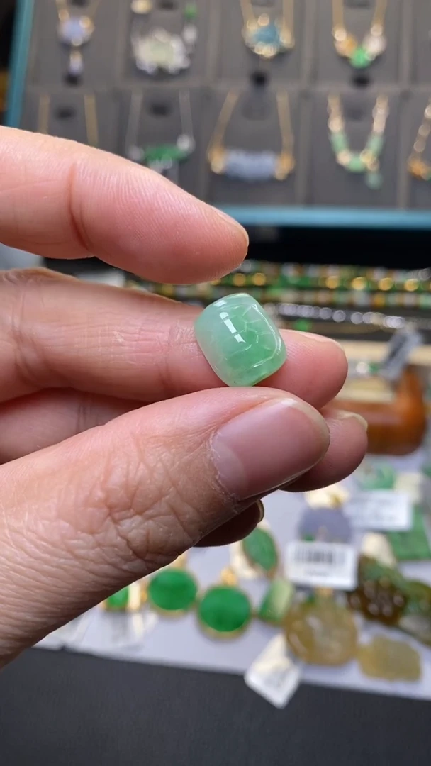 颈饰未镶嵌翡翠39275