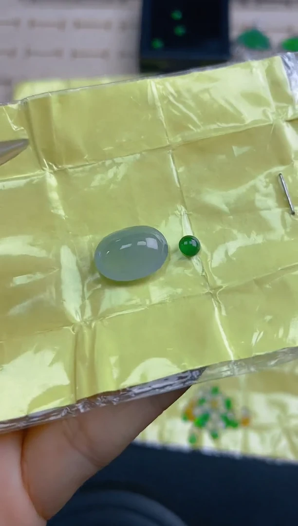 定制翡翠未镶嵌天然翡翠蛋面41
