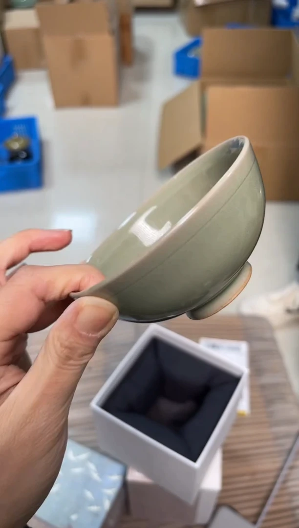 陶瓷纯手工秘色素面玉兰杯