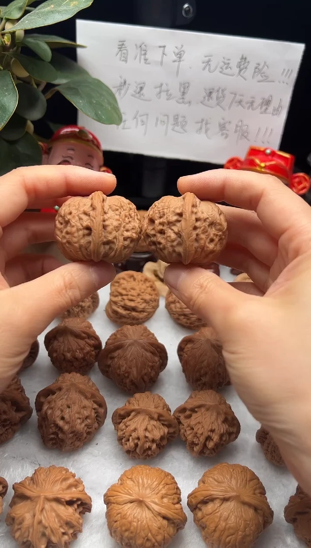 把件文玩核桃灰**.血麒麟38