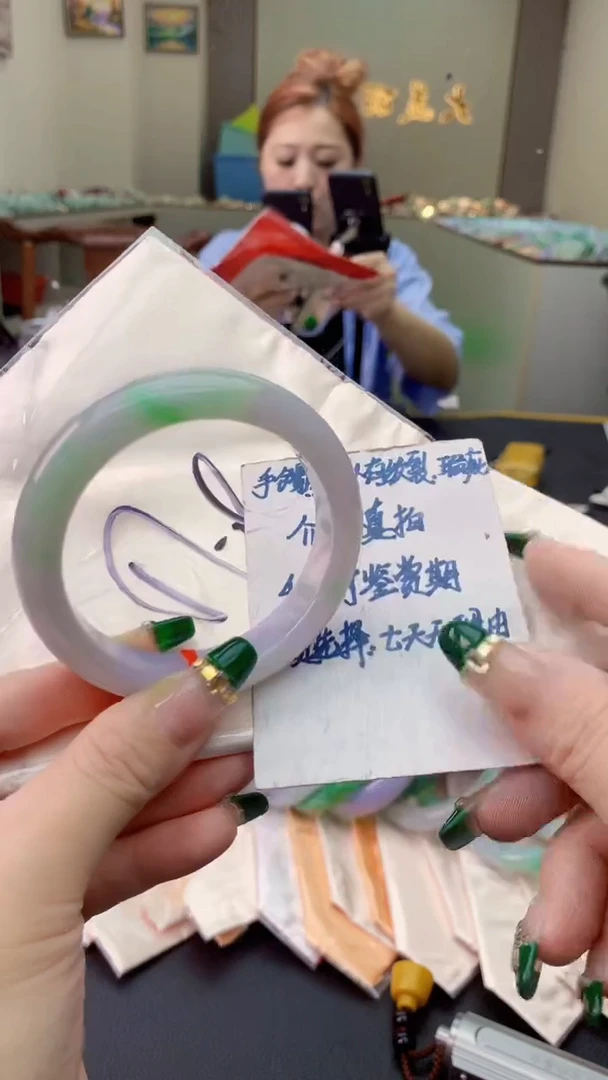 翡翠手镯未镶嵌0818455577