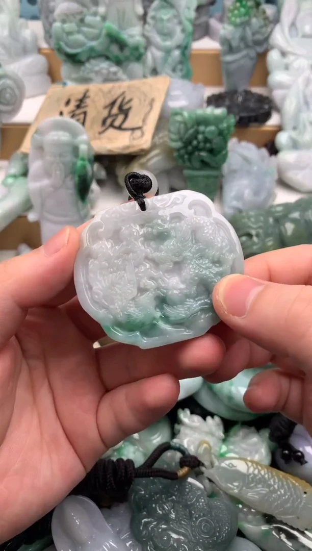 吊坠(不含链)未镶嵌翡翠1