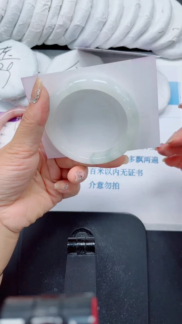 未镶嵌手镯石英质玉164-54