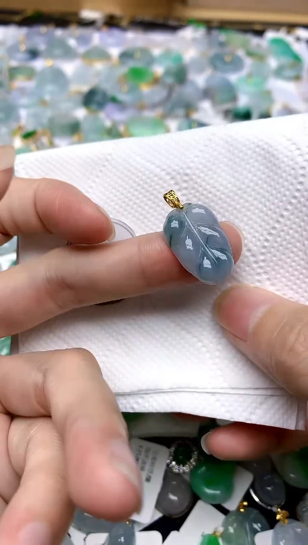 颈饰银S925镶嵌翡翠天然A货翡翠