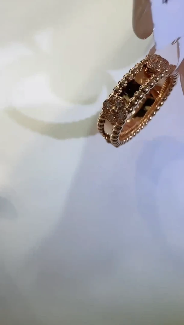 戒指18K金镶嵌钻石15#K玫窄万花筒戒指