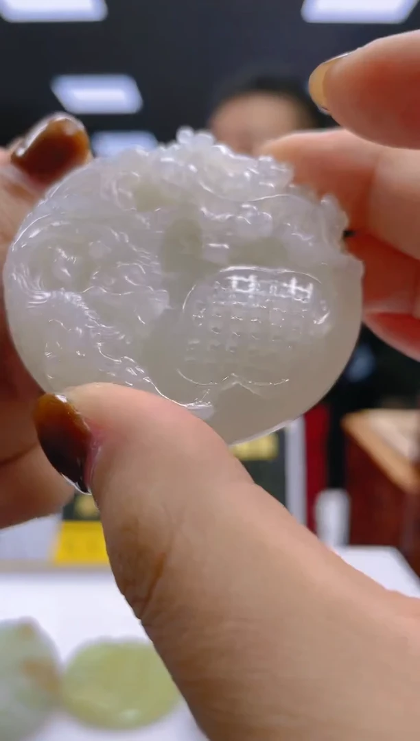 定制和田玉定制和田玉闪购链接DYD019