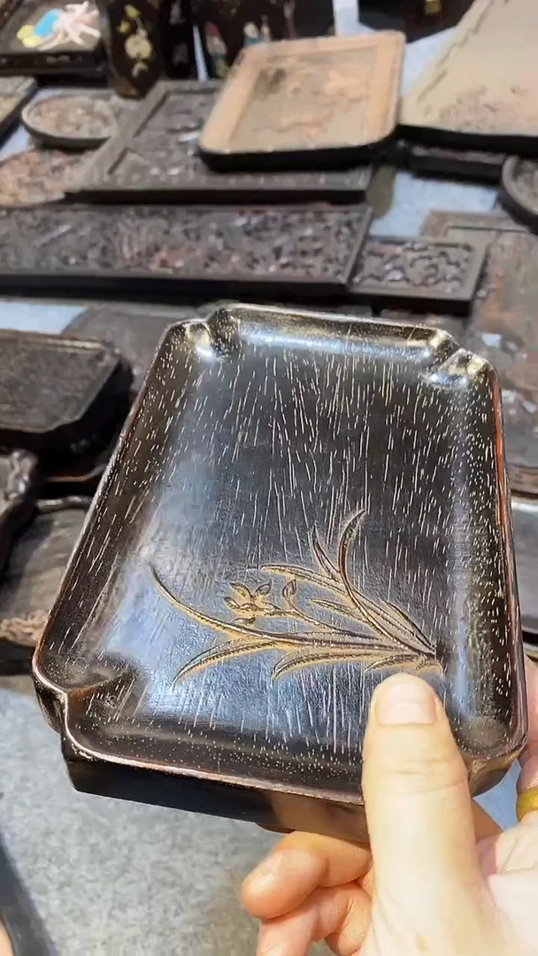 木紫檀雕刻一物一拍