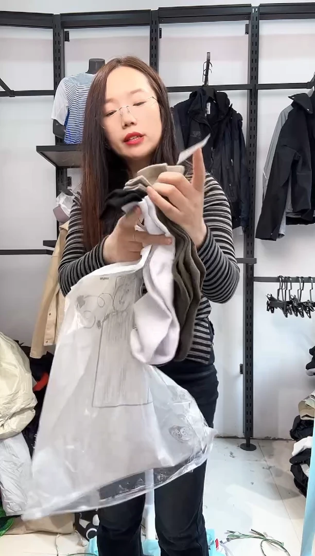 2444编码  瑕疵直播间过款为准 尺码