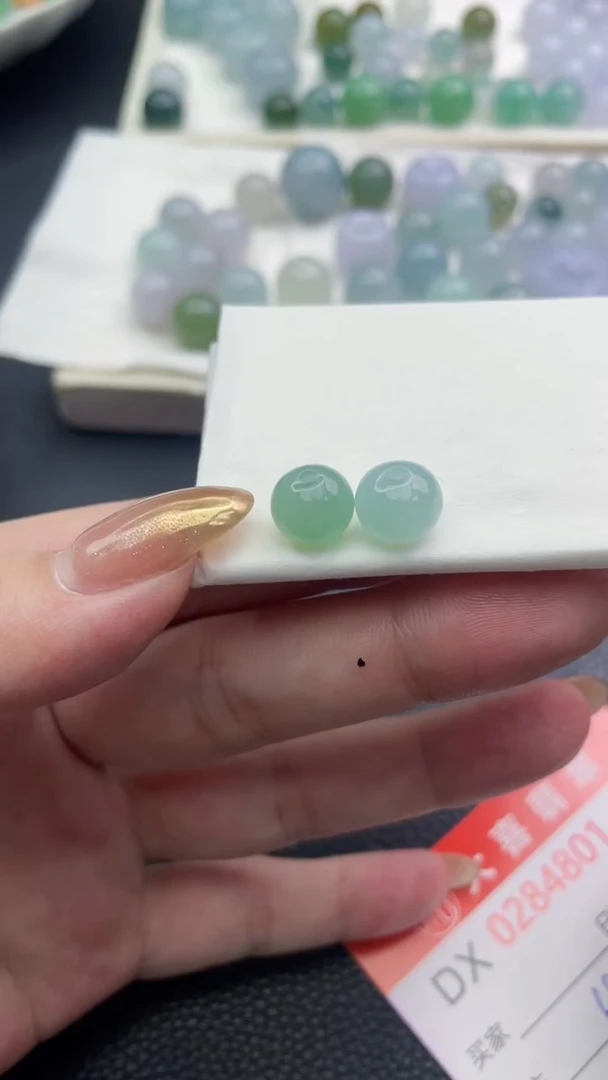 未镶嵌定制翡翠用****4珠子