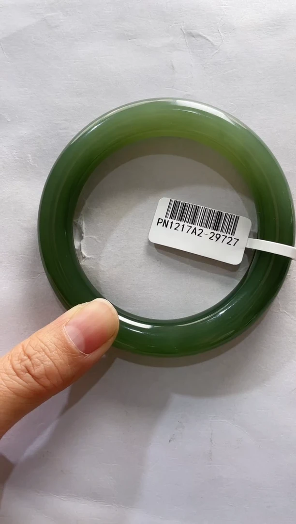 【闪购商品】和田玉手镯未镶嵌57+