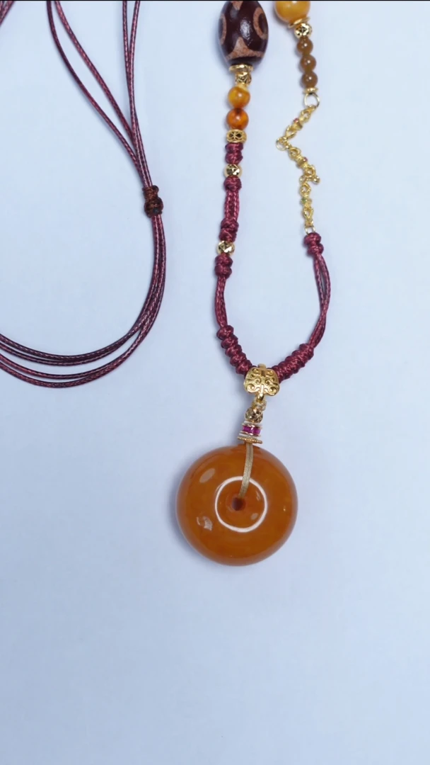 蜜蜡颈饰未镶嵌花蜡扣子吊坠