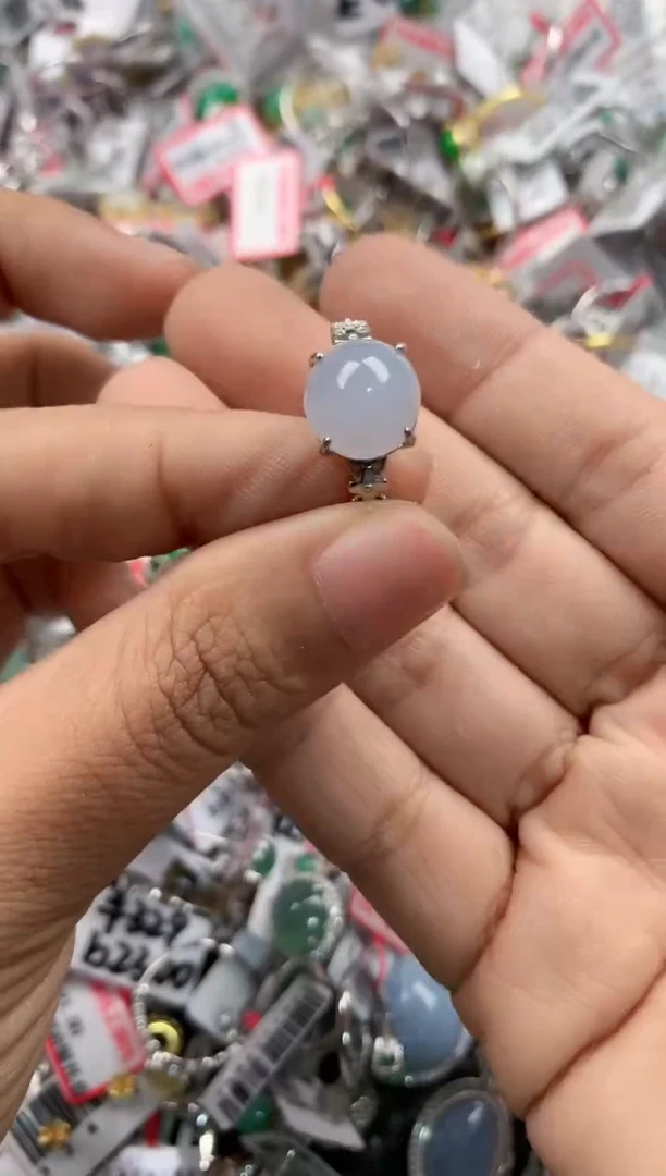 银S925镶嵌戒指翡翠333          9