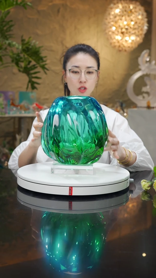 瓷片福利蓝绿花瓶