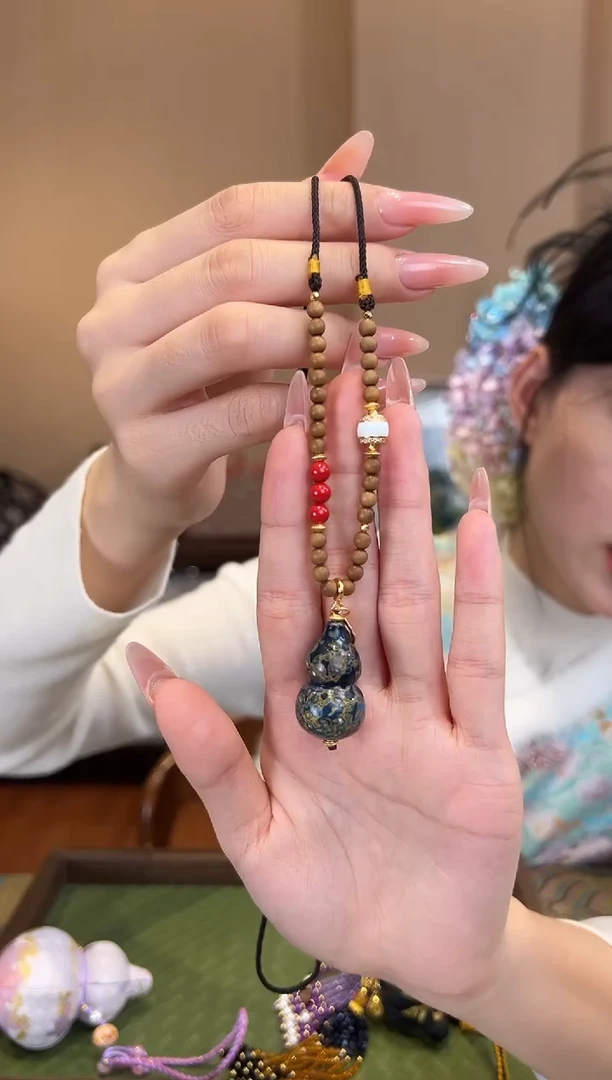 刺绣蓝色 苏绣世家非遗手工（项链）