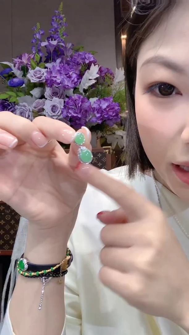 吊坠(不含链)18K金镶嵌翡翠a17