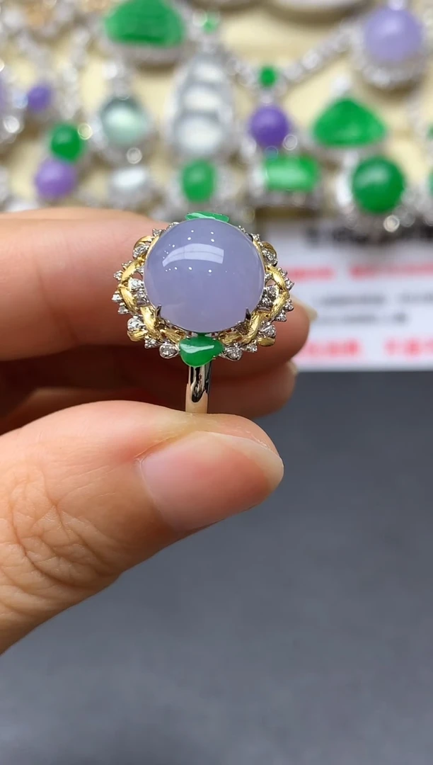 18K金镶嵌戒指翡翠295中国好珍宝