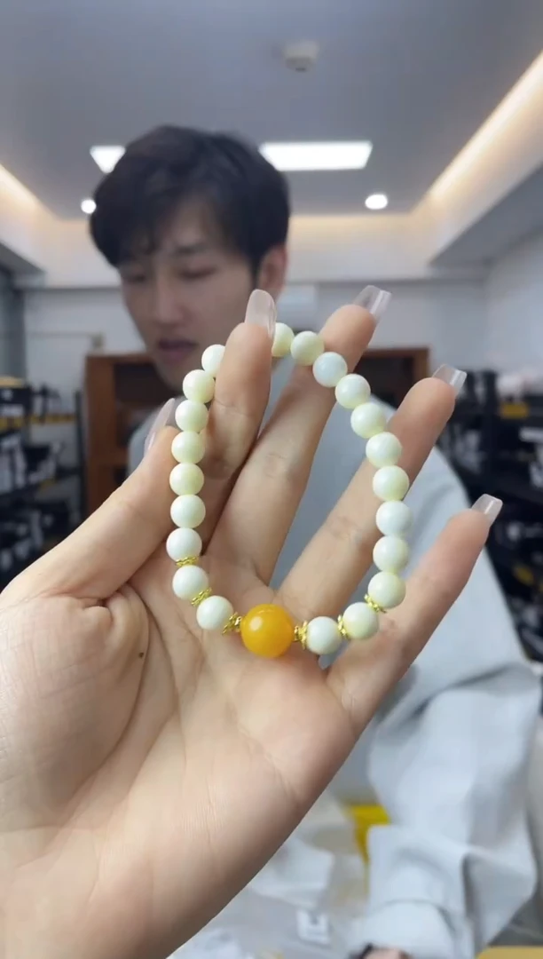 未镶嵌蜜蜡裸石多样性一件发货