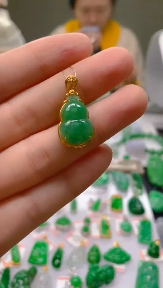 【闪购商品】翡翠颈饰18K金镶嵌新号开播，全场乱卖