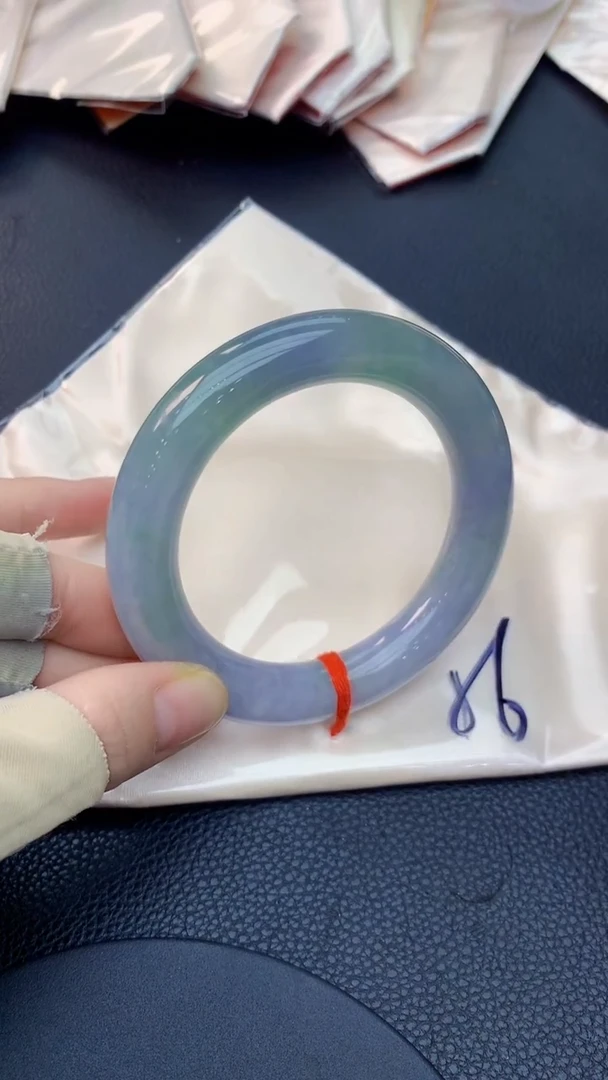 未镶嵌手镯翡翠0517345815